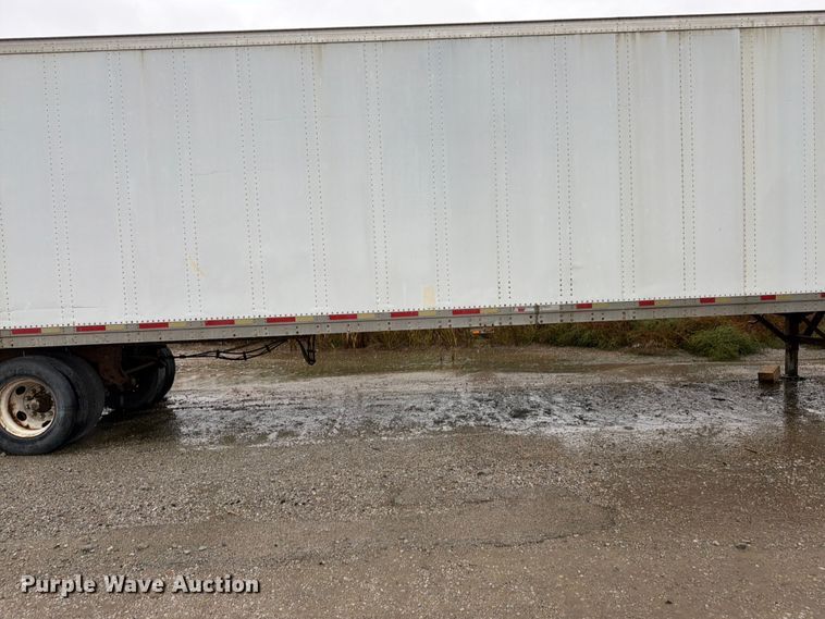 image for item DT3013 2001 Strick dry van trailer