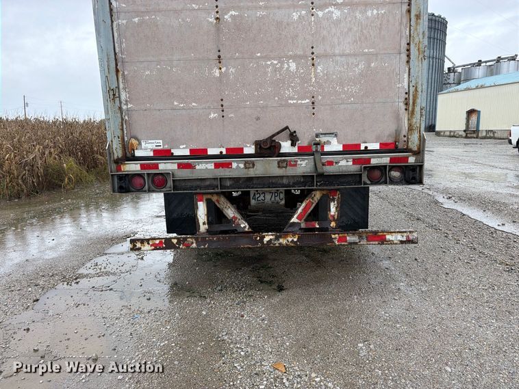image for item DT3013 2001 Strick dry van trailer