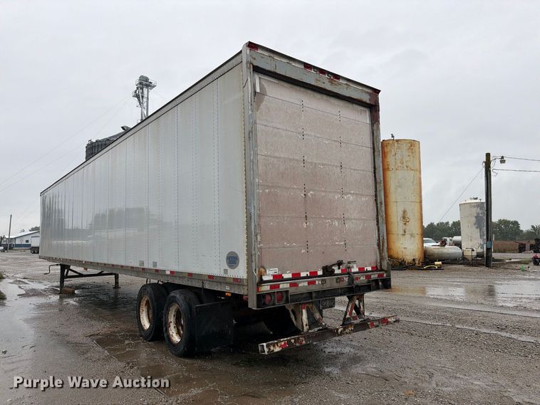 image for item DT3013 2001 Strick dry van trailer