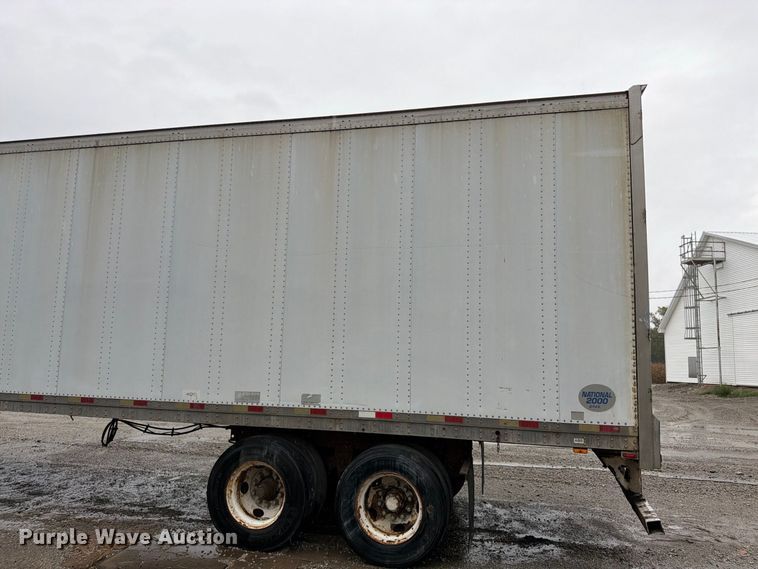 image for item DT3013 2001 Strick dry van trailer