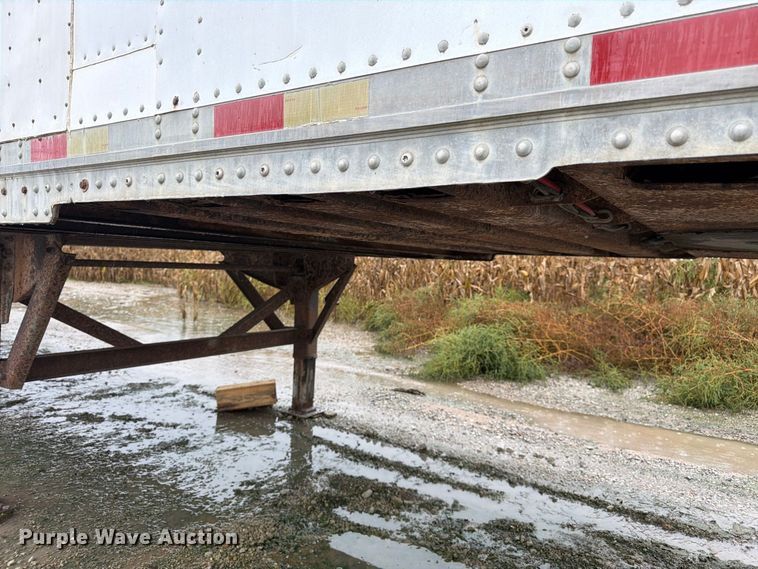 image for item DT3013 2001 Strick dry van trailer