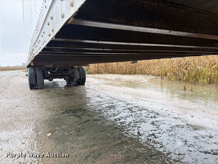 image for item DT3013 2001 Strick dry van trailer
