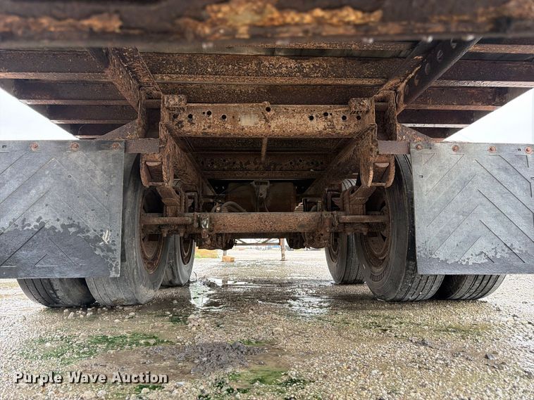 image for item DT3013 2001 Strick dry van trailer