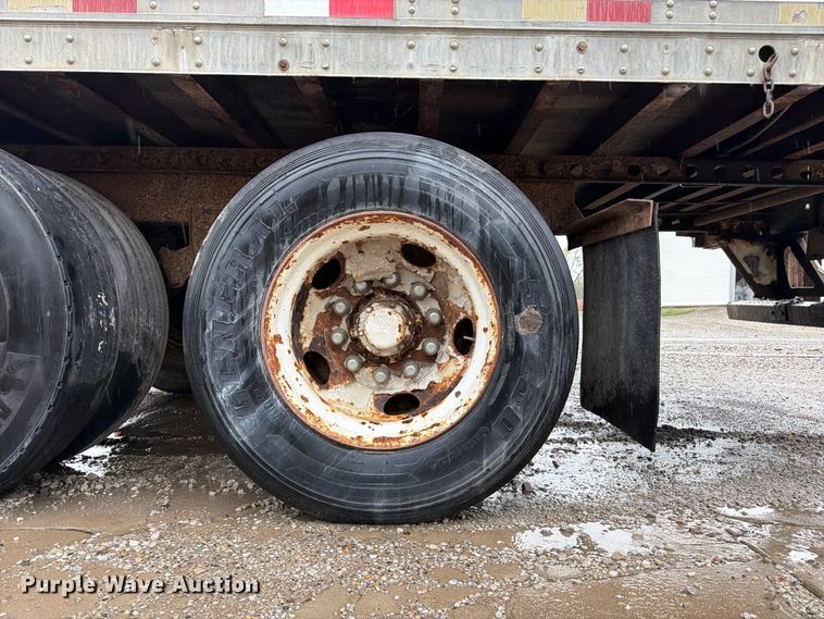 image for item DT3013 2001 Strick dry van trailer