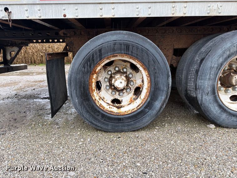 image for item DT3013 2001 Strick dry van trailer