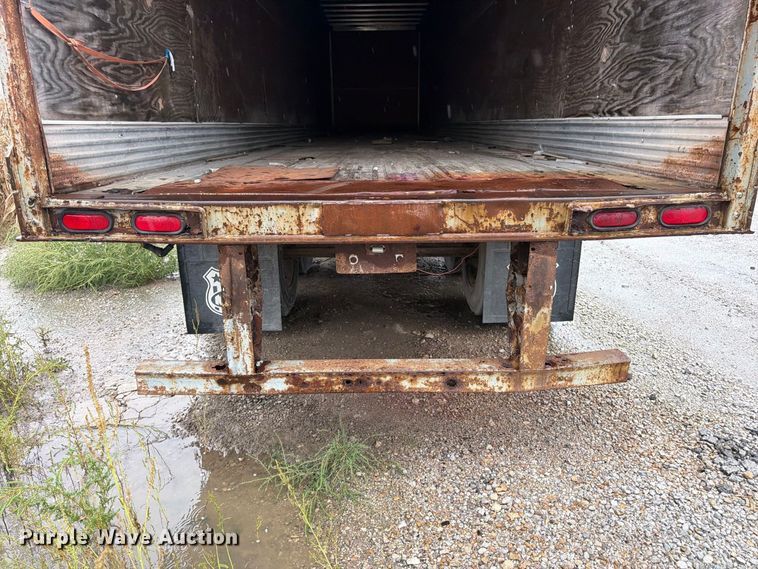 image for item DT3014 1998 Fruehuaf dry van trailer