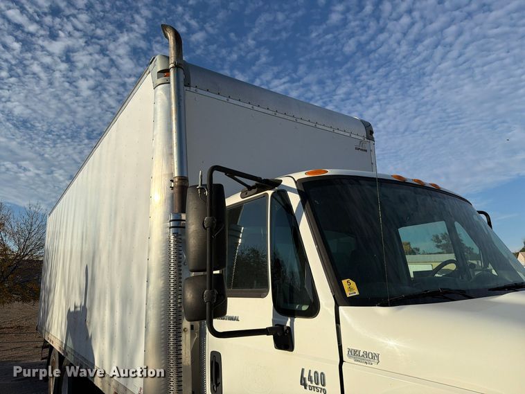 image for item EA0597 2006 International 4400 box truck
