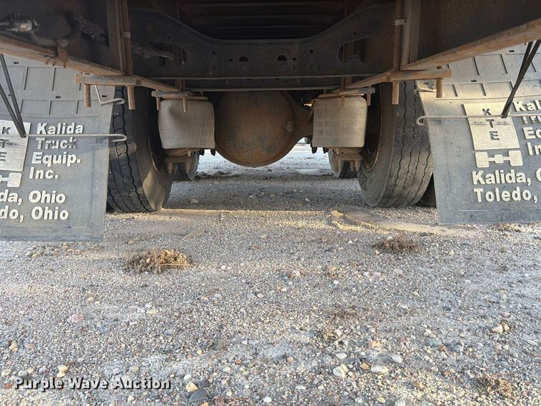 image for item EA0597 2006 International 4400 box truck