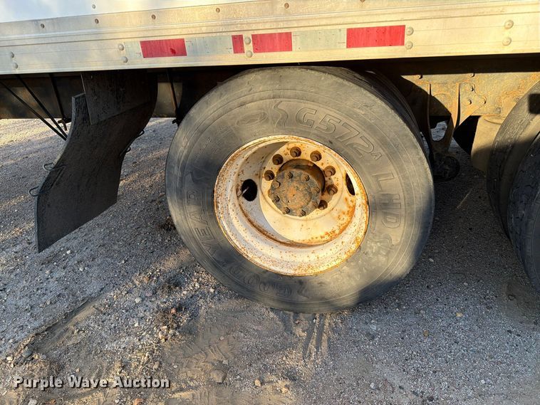 image for item EA0597 2006 International 4400 box truck