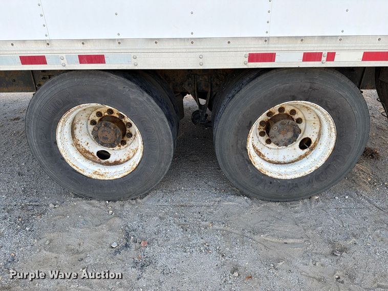 image for item EA0597 2006 International 4400 box truck