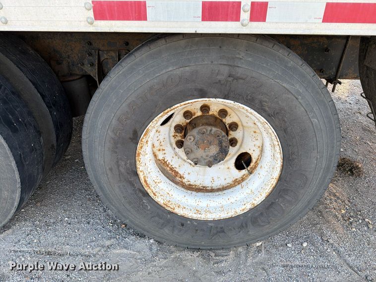 image for item EA0597 2006 International 4400 box truck