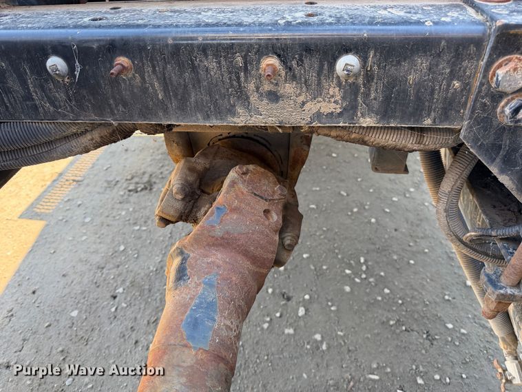 image for item EP3091 2003 Peterbilt 379 log truck