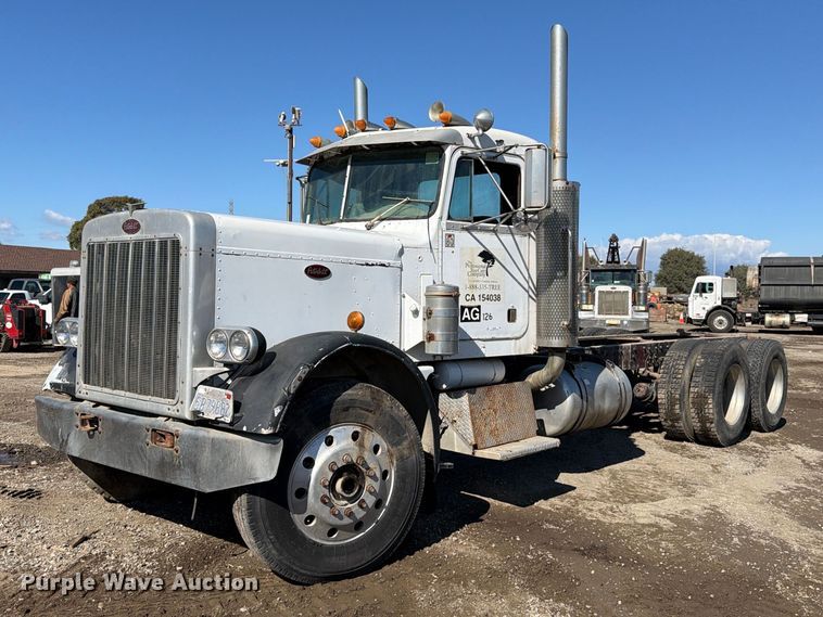 image for item EP3093 1979 Peterbilt 359A truck cab and chassis