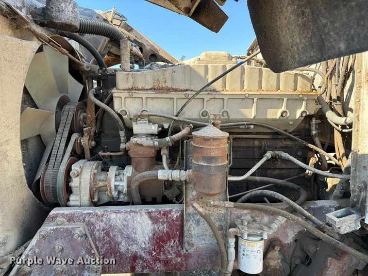 image for item EP3093 1979 Peterbilt 359A truck cab and chassis