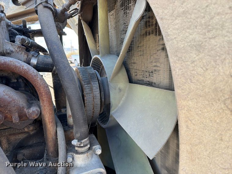 image for item EP3093 1979 Peterbilt 359A truck cab and chassis
