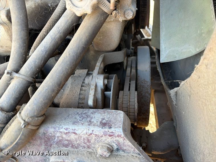 image for item EP3093 1979 Peterbilt 359A truck cab and chassis