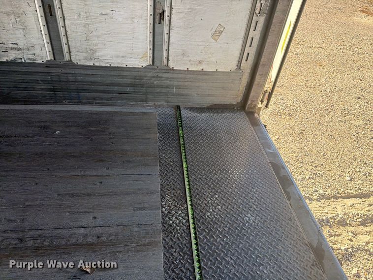 image for item ER3498 2008 Utility Trailer Manufacturing VS2DX dry van trailer