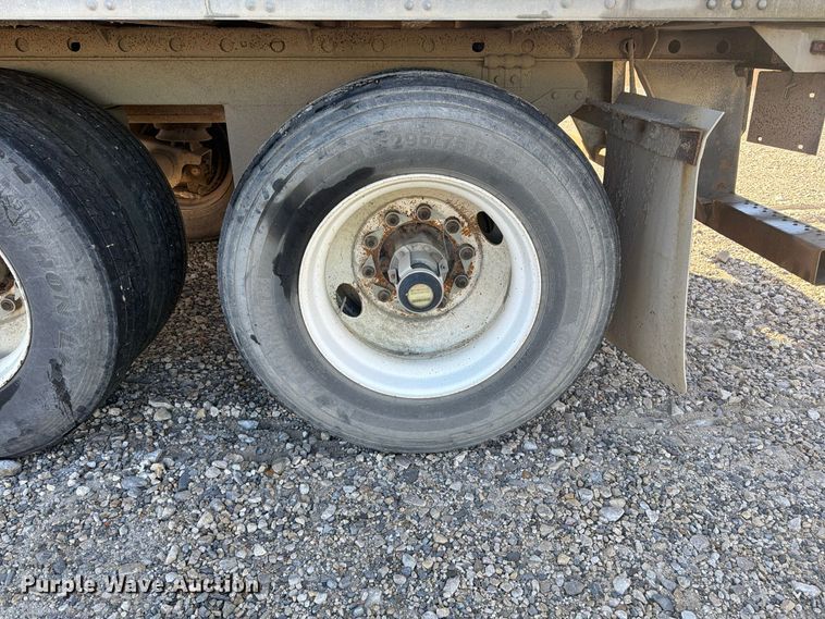 image for item ER3498 2008 Utility Trailer Manufacturing VS2DX dry van trailer