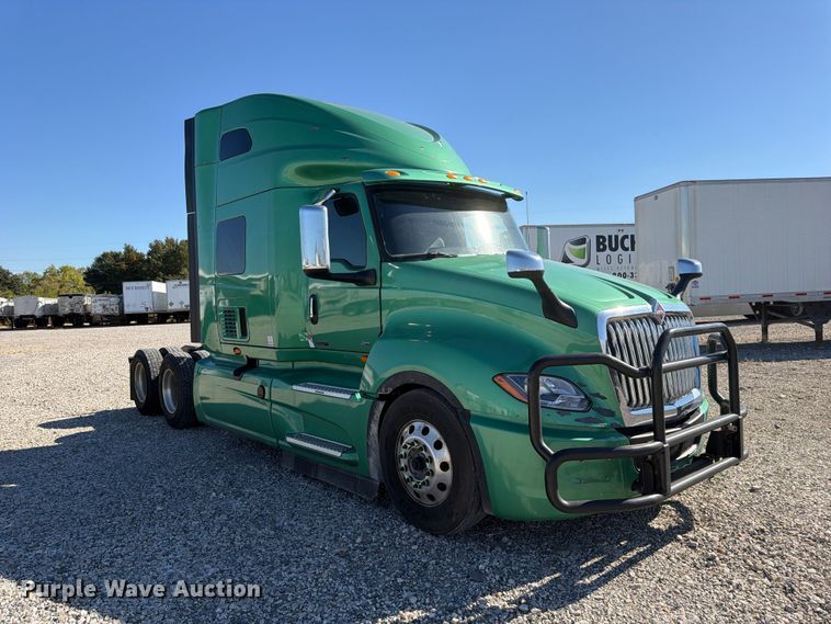 image for item ER3500 2024 International LT625 semi truck