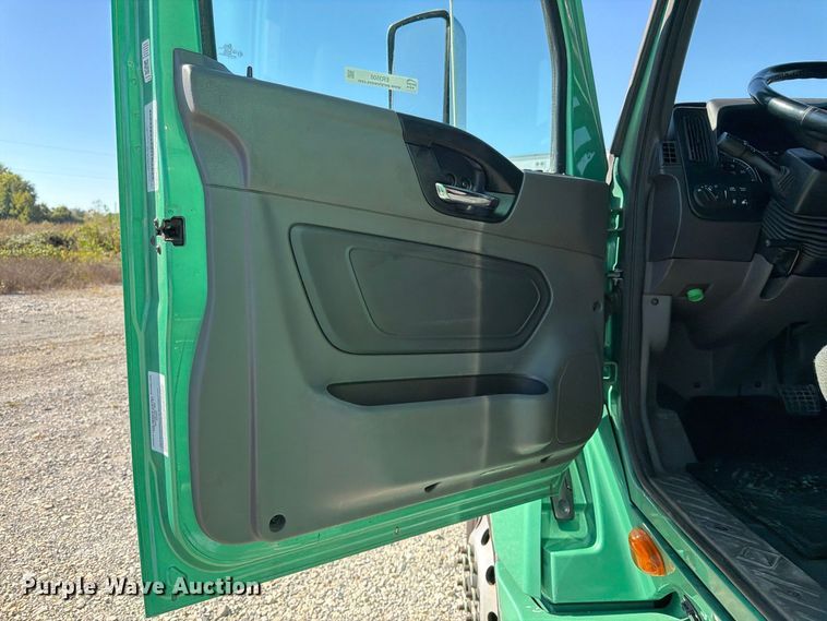 image for item ER3500 2024 International LT625 semi truck