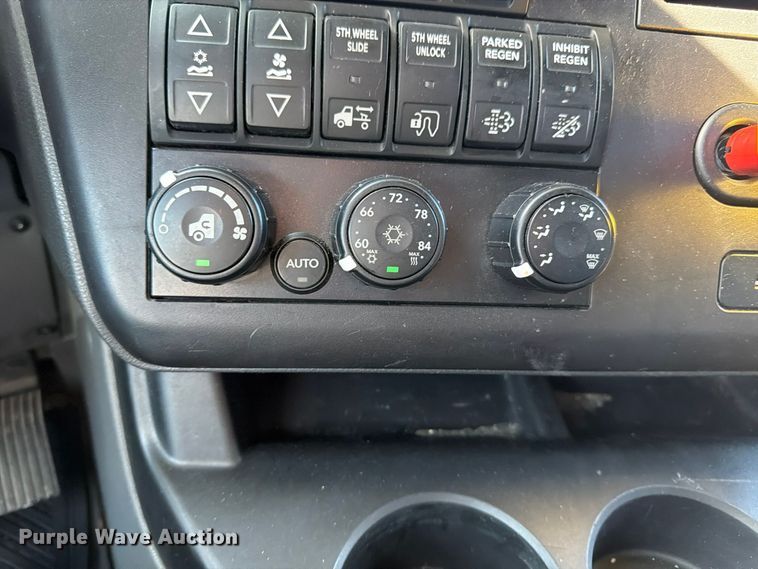 image for item ER3500 2024 International LT625 semi truck