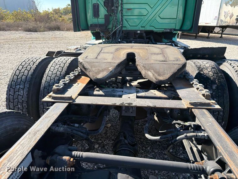 image for item ER3501 2021 International RH613 semi truck