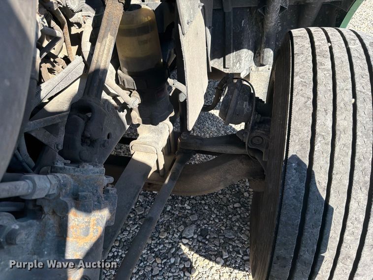 image for item ER3501 2021 International RH613 semi truck
