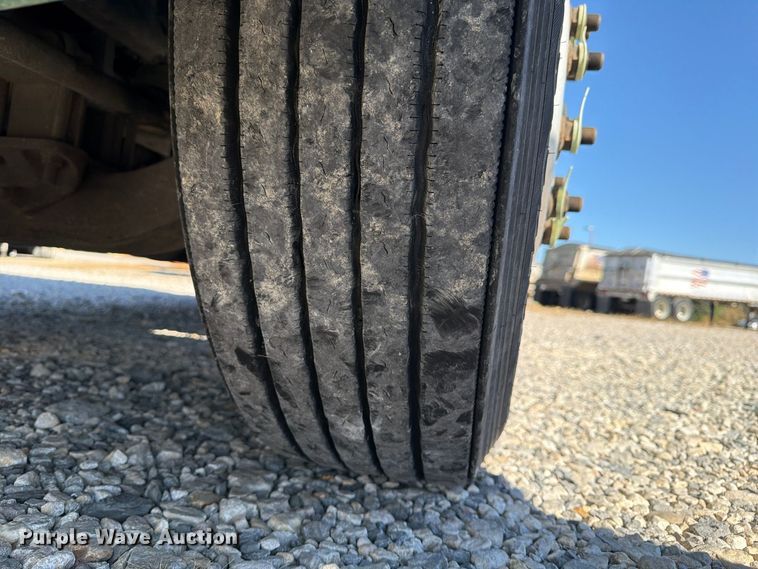 image for item ER3501 2021 International RH613 semi truck