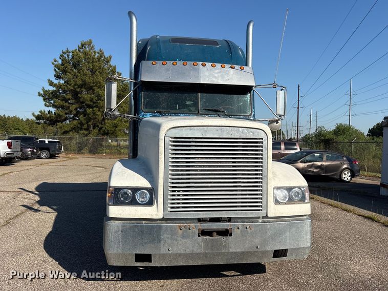 image for item ES8276 1997 Freightliner FLD semi truck