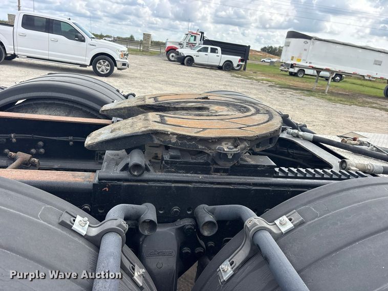 image for item ES8481 2007 Western Star 4900 semi truck