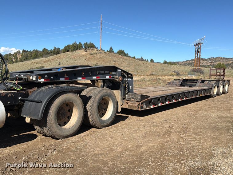 image for item EW1199 1994 Trail King Industries TK80HDG-483 lowboy equipment trailer