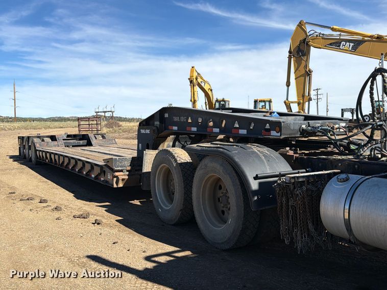 image for item EW1199 1994 Trail King Industries TK80HDG-483 lowboy equipment trailer