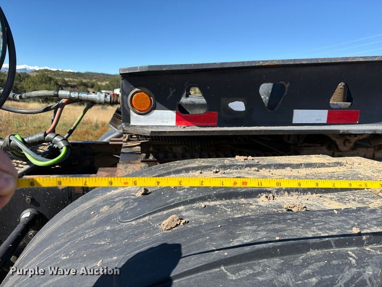 image for item EW1199 1994 Trail King Industries TK80HDG-483 lowboy equipment trailer