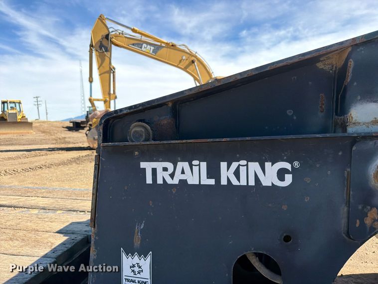 image for item EW1199 1994 Trail King Industries TK80HDG-483 lowboy equipment trailer
