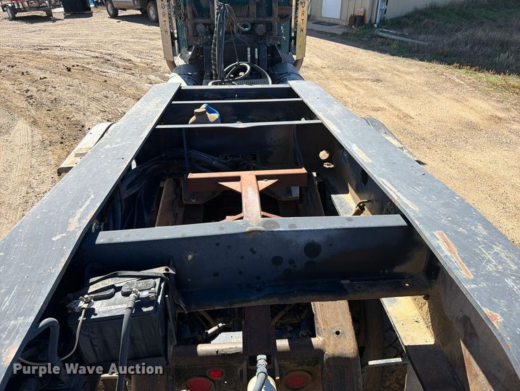 image for item EW1199 1994 Trail King Industries TK80HDG-483 lowboy equipment trailer