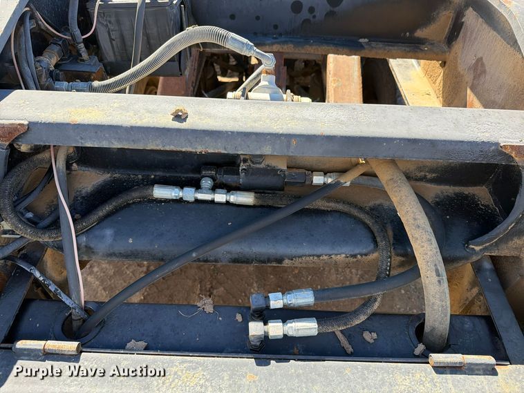 image for item EW1199 1994 Trail King Industries TK80HDG-483 lowboy equipment trailer