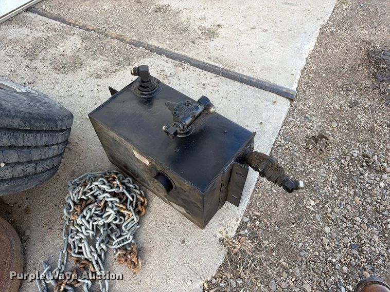 image for item EW1199 1994 Trail King Industries TK80HDG-483 lowboy equipment trailer