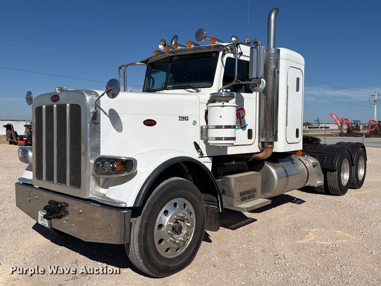 image for item EW7615 2013 Peterbilt 388 semi truck