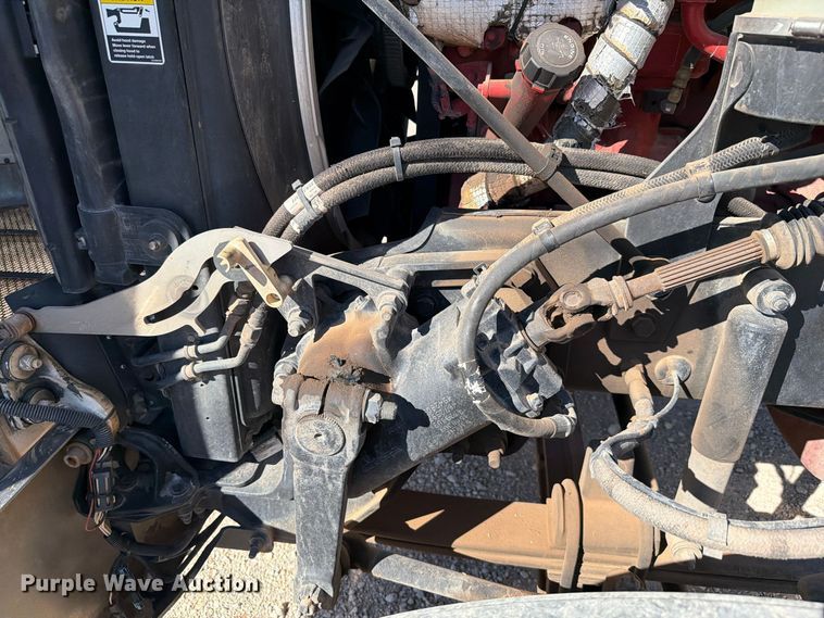 image for item EW7615 2013 Peterbilt 388 semi truck