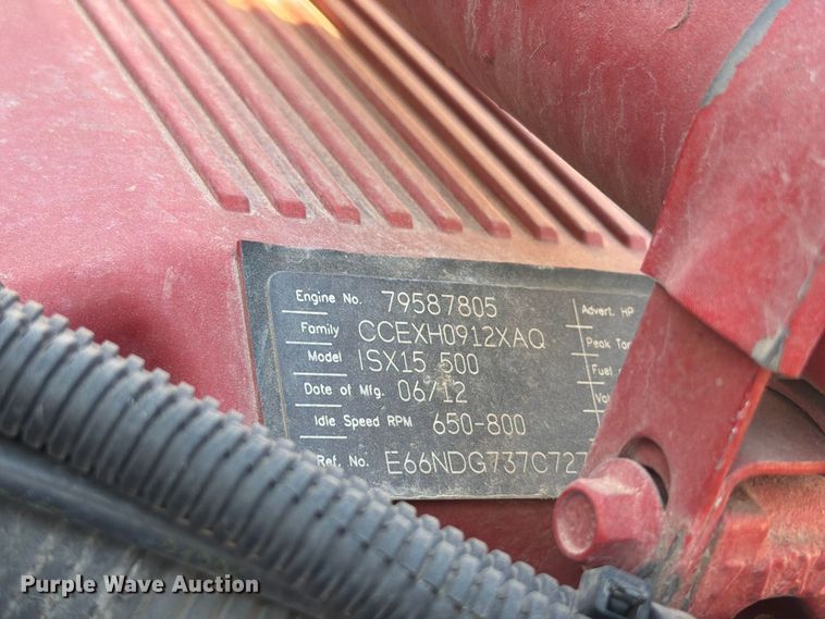 image for item EW7615 2013 Peterbilt 388 semi truck