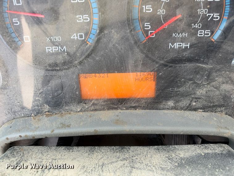 image for item EX1501 2015 International 4400 digger derrick truck