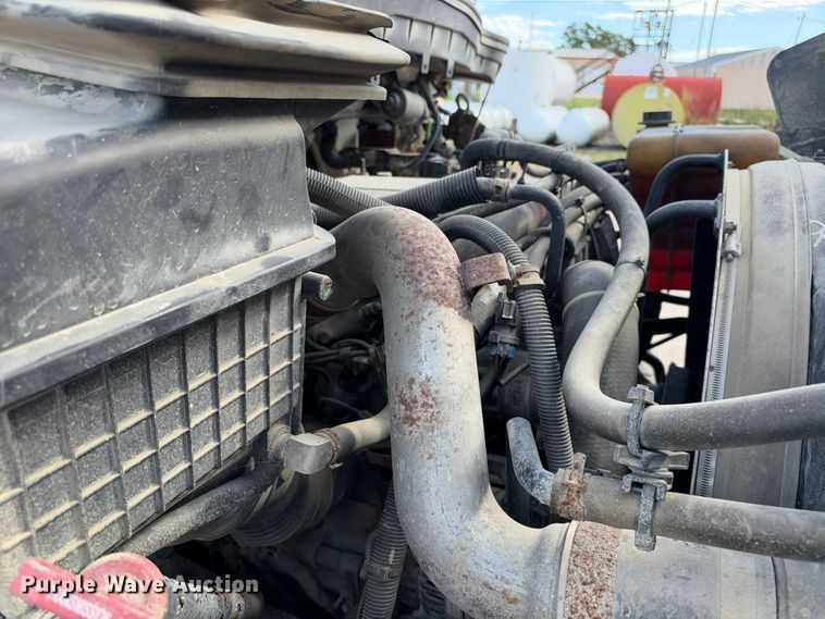image for item EX1501 2015 International 4400 digger derrick truck