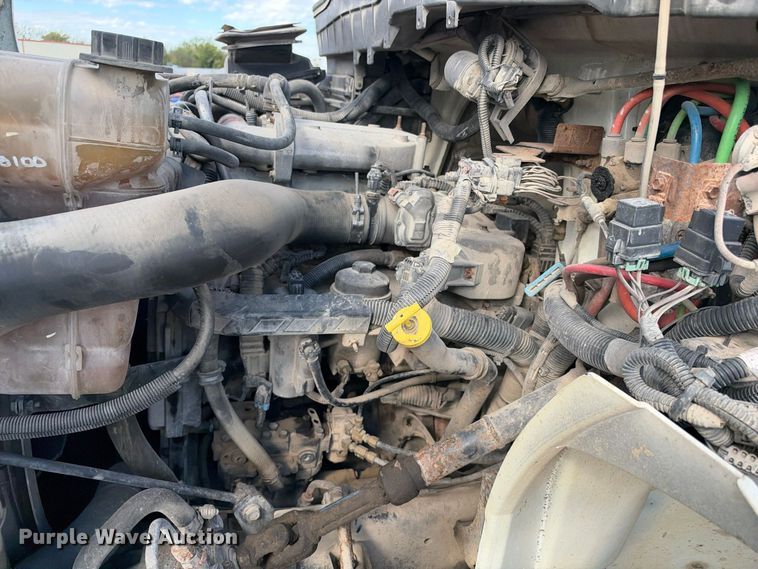 image for item EX1501 2015 International 4400 digger derrick truck