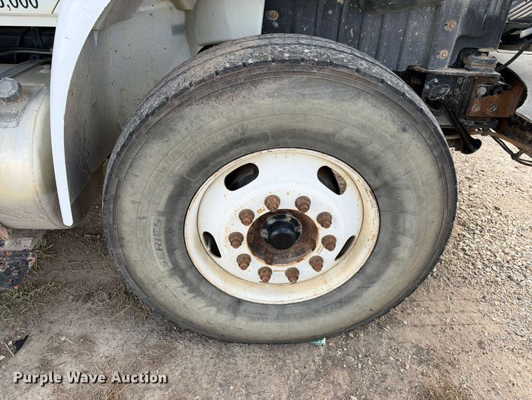image for item EX1501 2015 International 4400 digger derrick truck