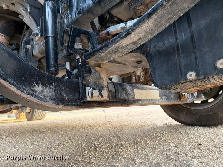 image for item FC0482 2018 Peterbilt 579 semi truck