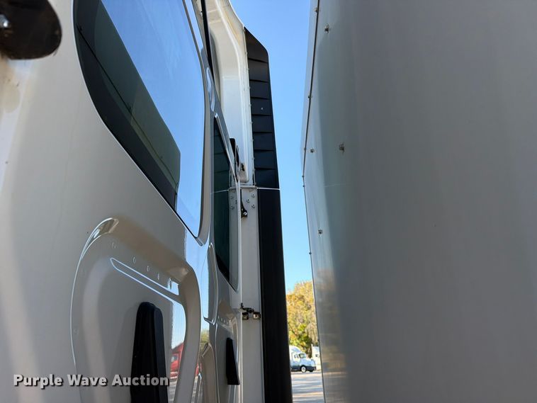 image for item FC3434 2021 Freightliner Cascadia semi truck