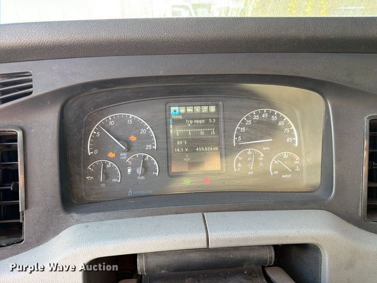 image for item FC3434 2021 Freightliner Cascadia semi truck