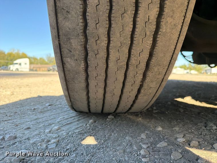 image for item FC3434 2021 Freightliner Cascadia semi truck