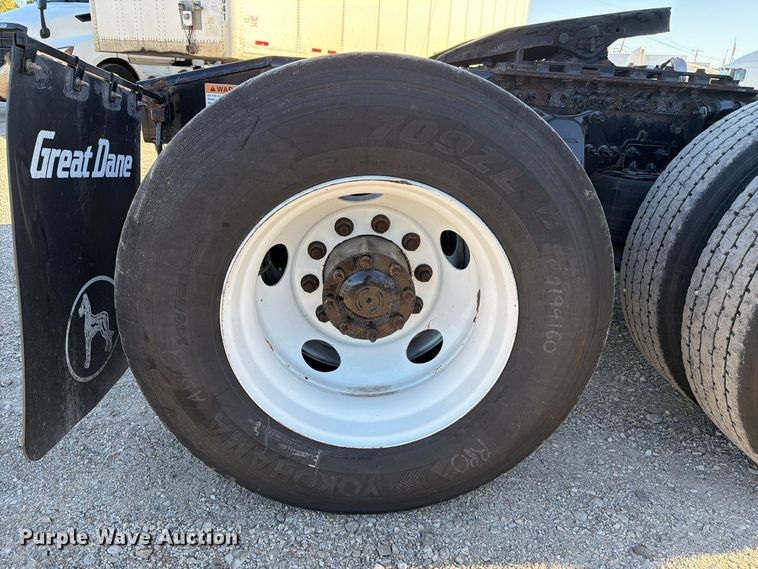 image for item FC3438 2021 Freightliner Cascadia semi truck