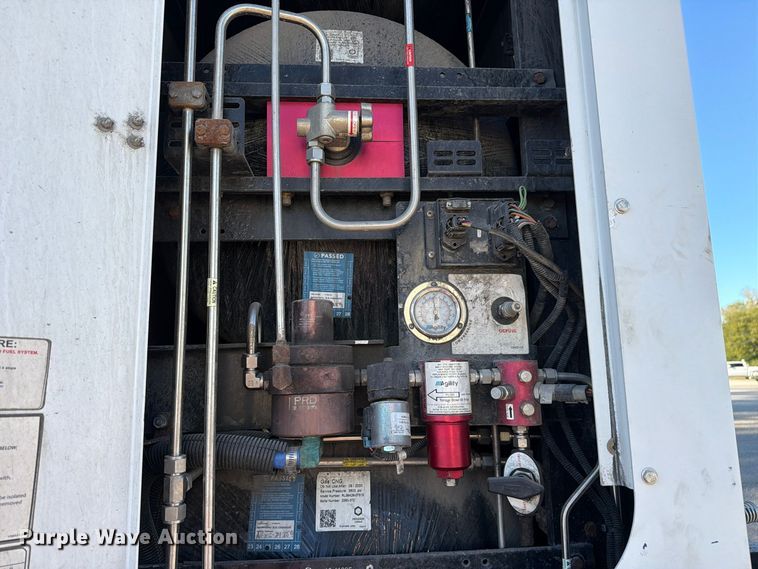 image for item FC3441 2021 Freightliner Cascadia semi truck